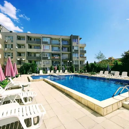 Comfort 3 Butterfly Apartman